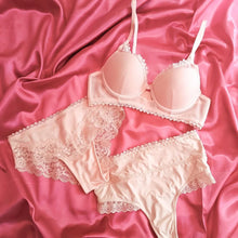 Load image into Gallery viewer, The Nancy Bra &amp; Matching Set
