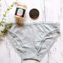 Load image into Gallery viewer, The Ivonne - Grey Heart Cotton Brief

