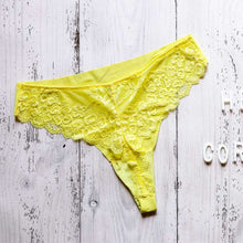 Load image into Gallery viewer, The Xanthe - Seamless Lace Thong
